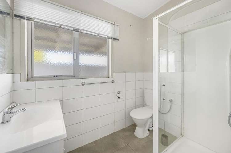 1/209 Mcleod Street Camberley_6