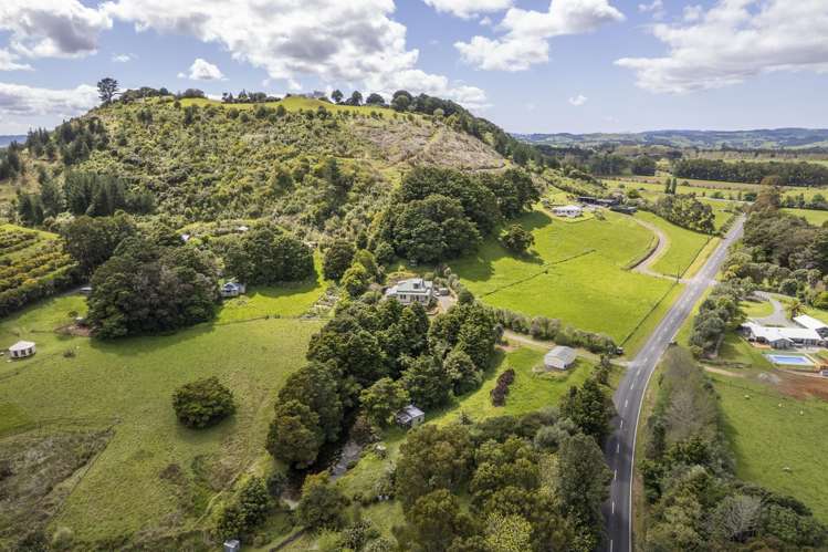 168 Tangihua Road Maungakaramea_38