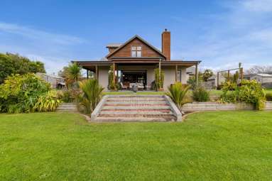 1248 Egmont Road_1