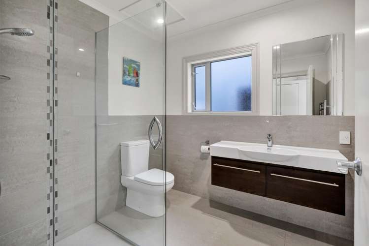 46 Whakapaki Street Urenui_13