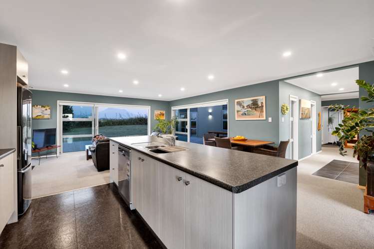 265 Tai Road Opunake_6