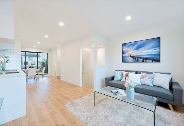 4/11 Hereford street Te Atatu Peninsula_2