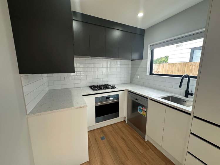 43B Mirrabooka Avenue Botany Downs_3