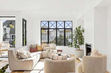 39B St Stephens Avenue_2