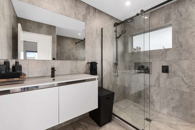 2/70 Hinemoa Street Birkenhead_14