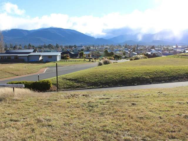 6 Tawera Place Te Anau_2