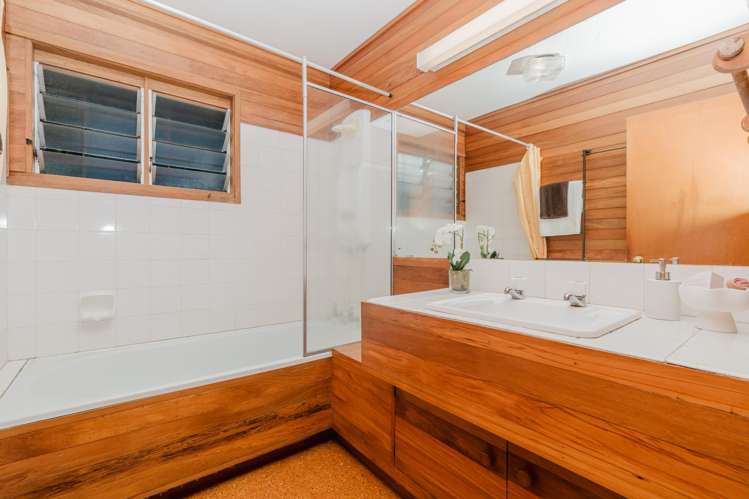 12 Cook Street Hamilton East_14