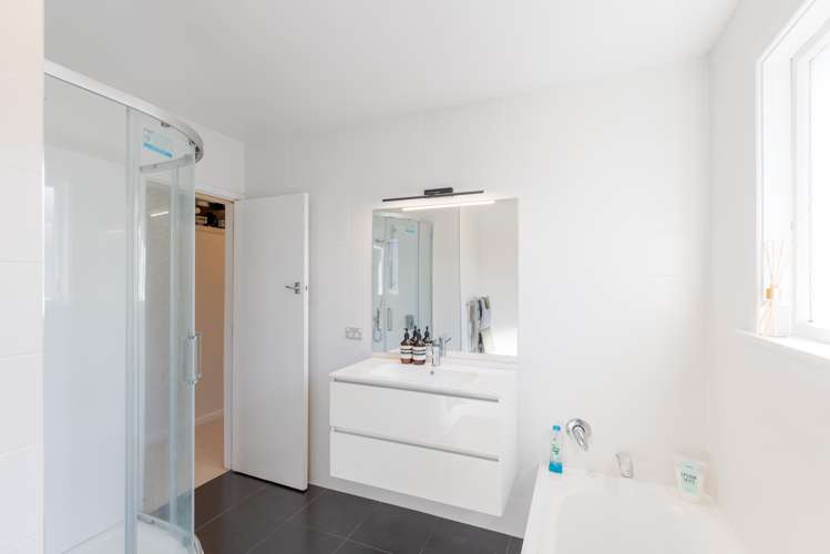 20 Larnach Street Waimairi Beach_10