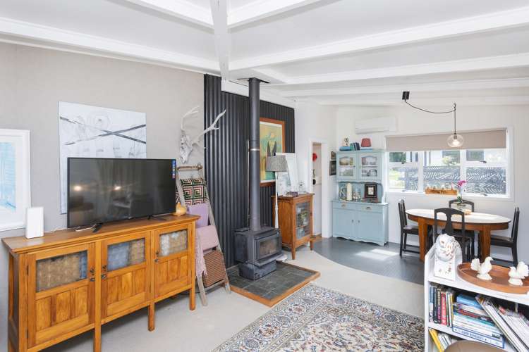 9 Uawa Parade Tolaga Bay_14