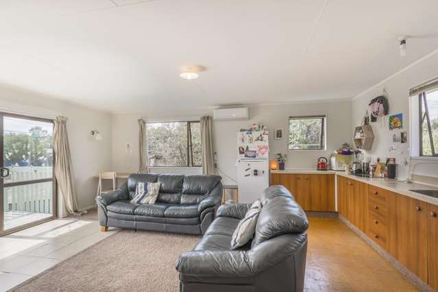 36 Anaru Street Raumati Beach_3