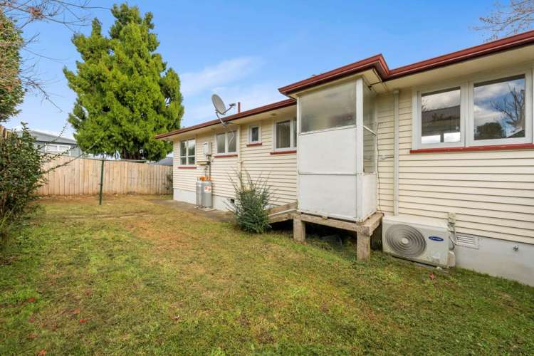 3 Marie Crescent Te Atatu South_21