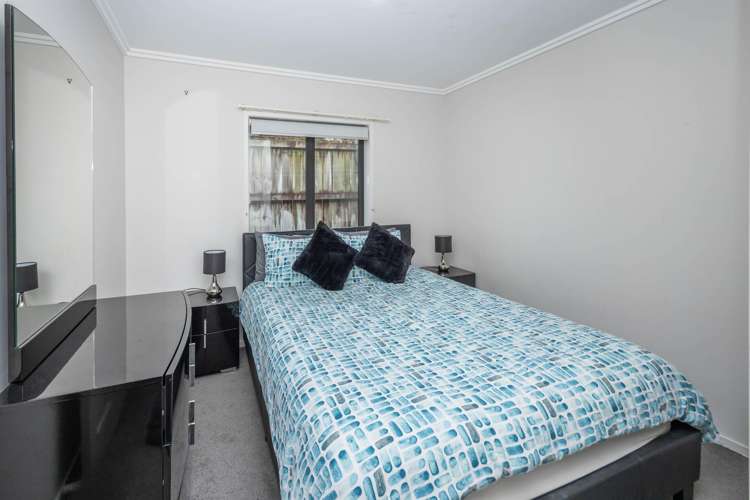 54 Farnborough Drive Nawton_16