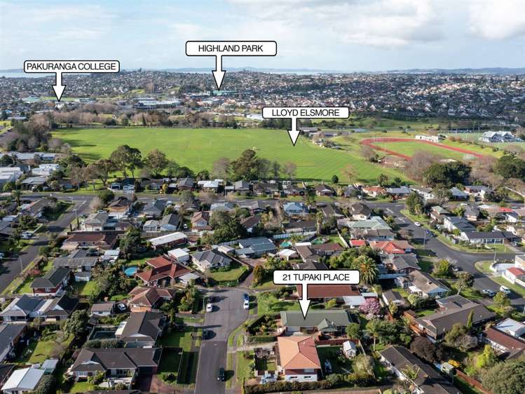 21 Tupaki Place Pakuranga Heights_15