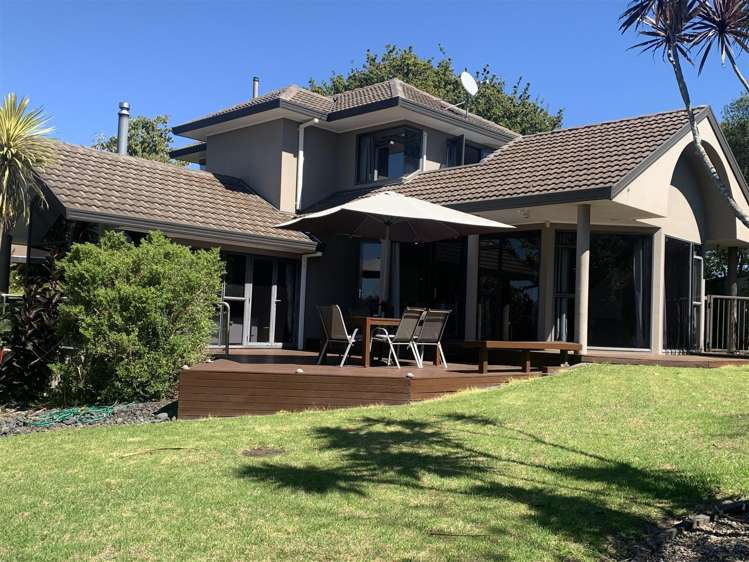 6 River Oaks Place Pukete_6