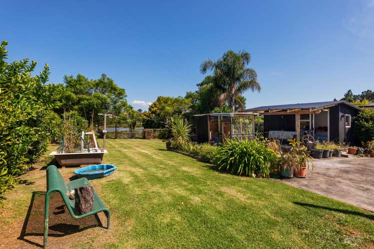 44 Cobham Crescent Kelston_16