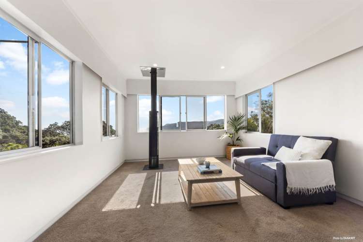 74 Rayner Road Piha_12