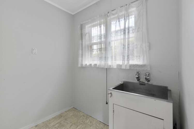 4 Middleton Road Kew_12