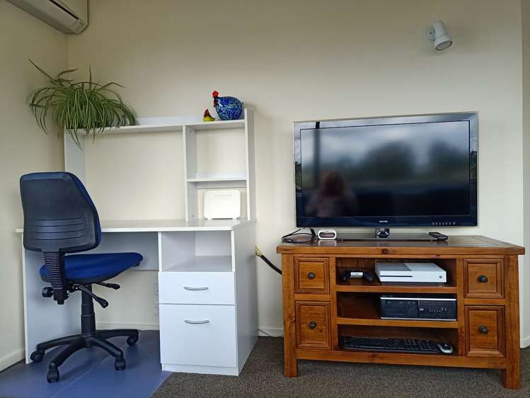 5 The Strand Fitzherbert_17