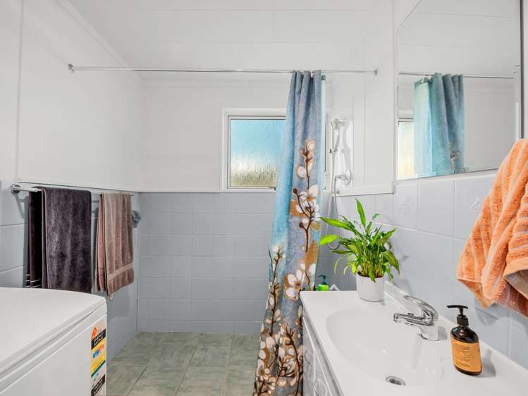 67a Barton Street Woolston_12