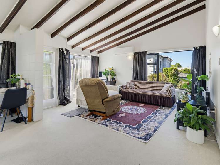 1 and 2 /12 John Street Blenheim Central_14