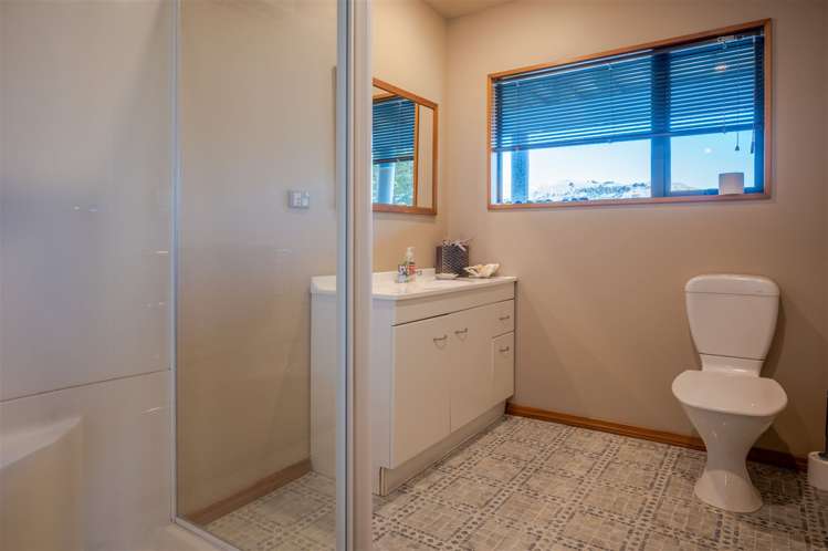 14 Settlers Hill Akaroa_21