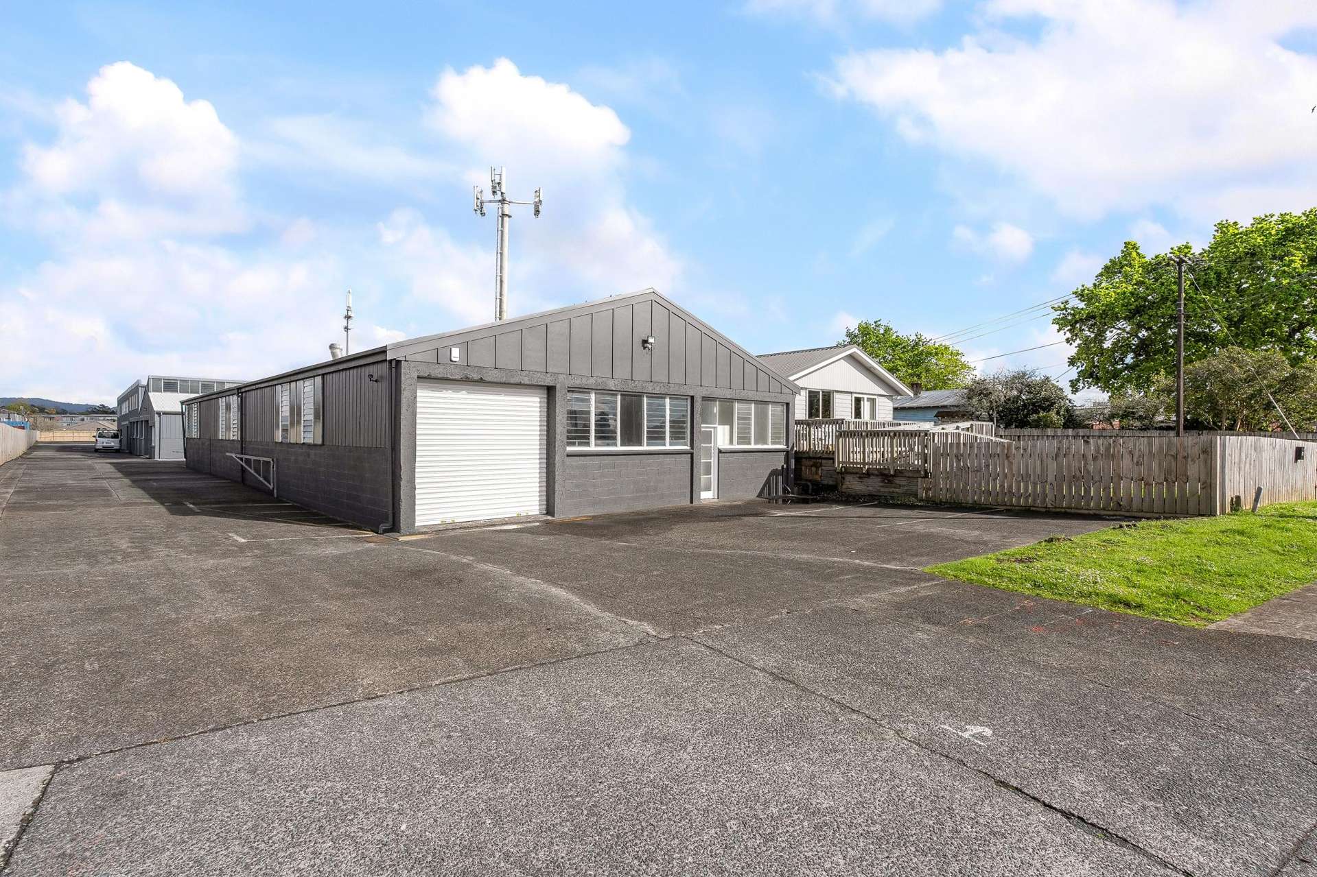 8 Waikaukau Road Glen Eden_0