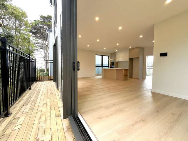 7/41 Seaside Avenue Waterview_3