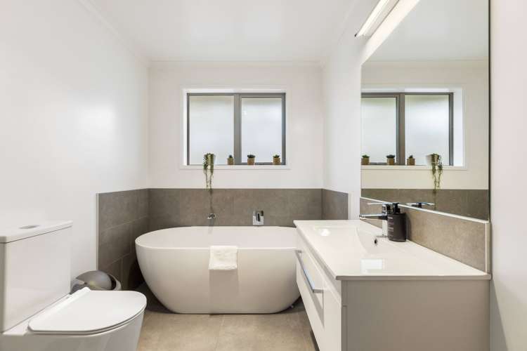 28 Waituarua Drive Takanini_19