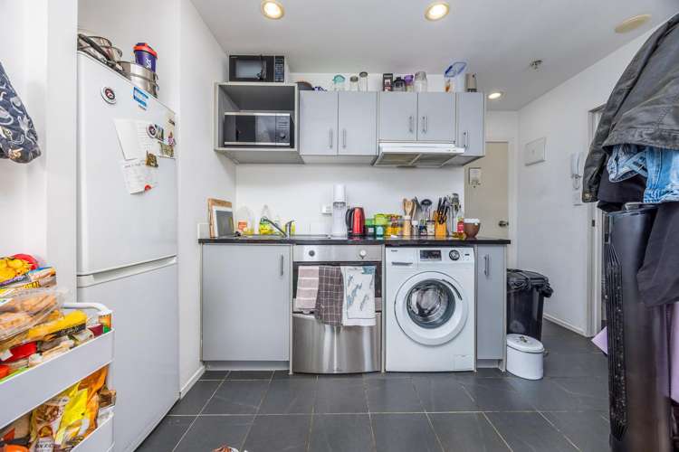 Apartment 12F/113 Vincent Street City Centre_11