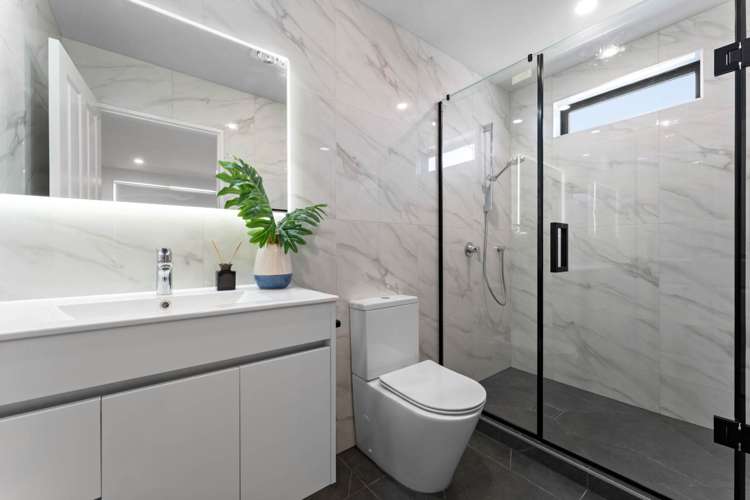 14 Matau Rise Te Atatu Peninsula_25