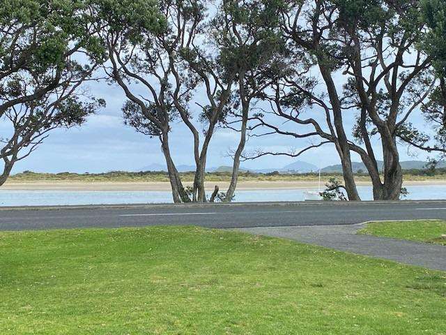 Comfortable on the Coast