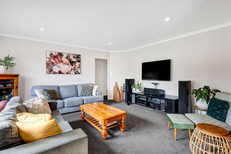 19 Ashmore Drive Frankleigh Park_10