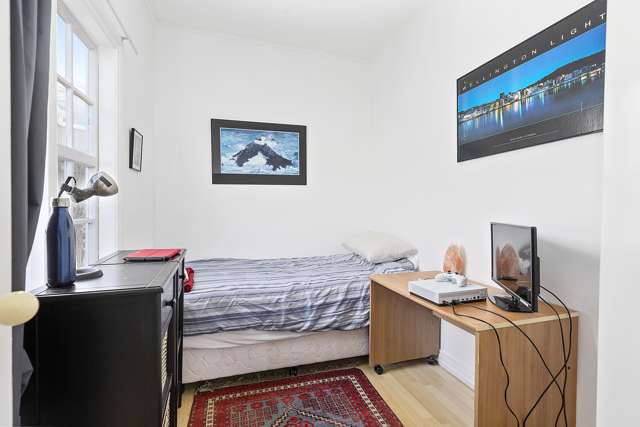 68 Lyall Parade Lyall Bay_4