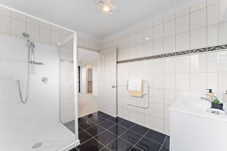 64 San Valentino Drive Henderson_11