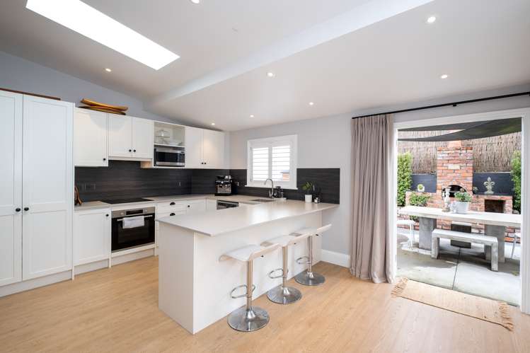 9 Lincoln Road Bluff Hill_12