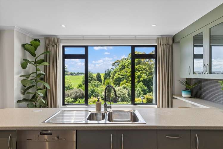 30 Bridle Creek Road Raglan_5