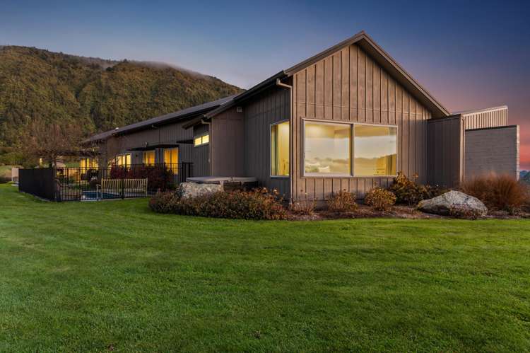 658 Te Kopia Road Waikite Valley_19