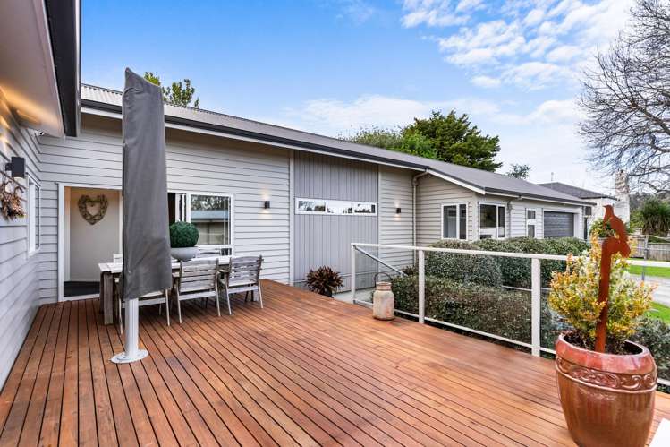 22 Outlook Road Greenhithe_17