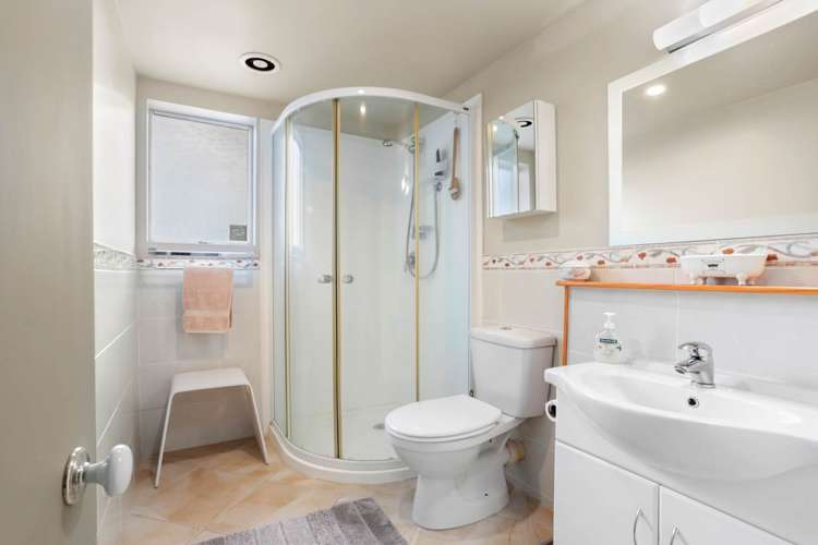 61 Daffodil Street Titirangi_15