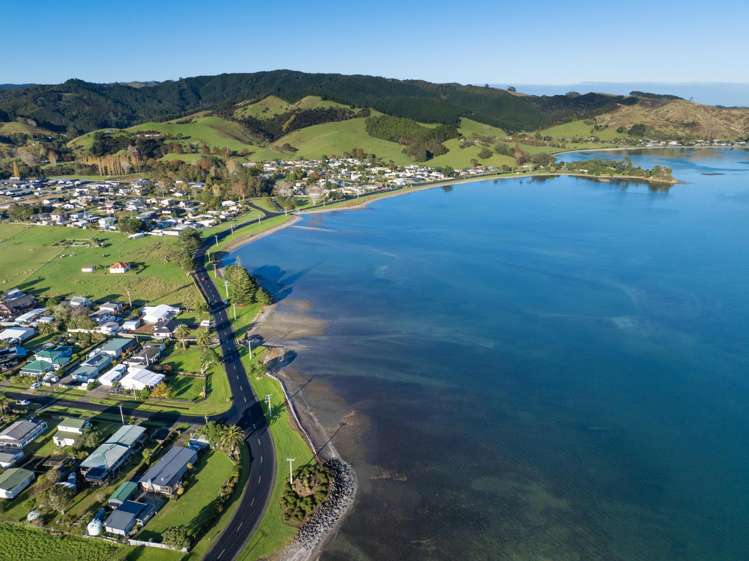 7 Banks Road Kawakawa Bay_19