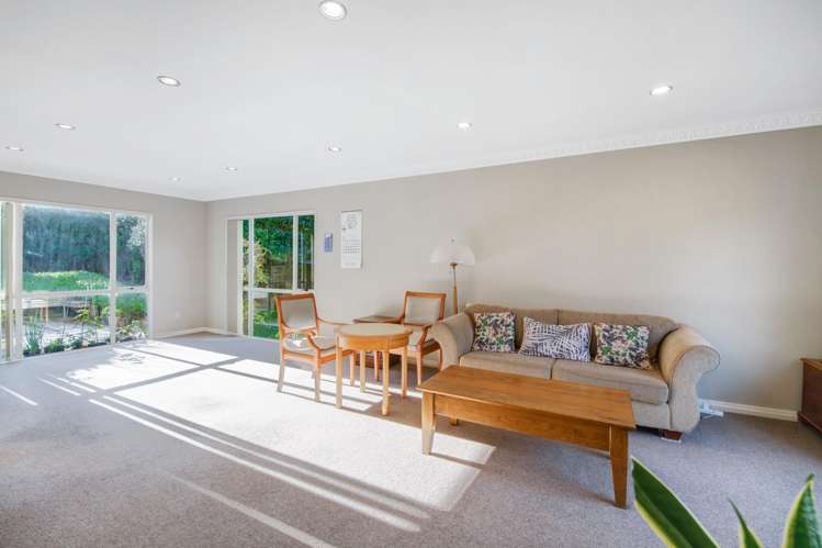 31 Goldfinch Rise Unsworth Heights_14