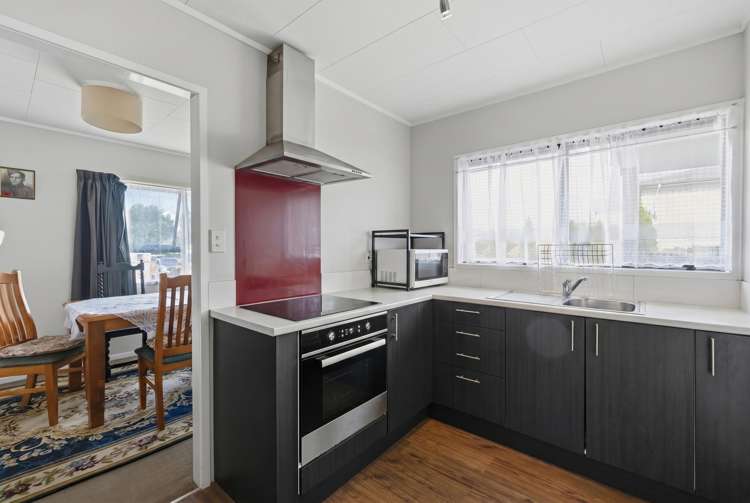 4 Anglers Way Wattle Downs_6