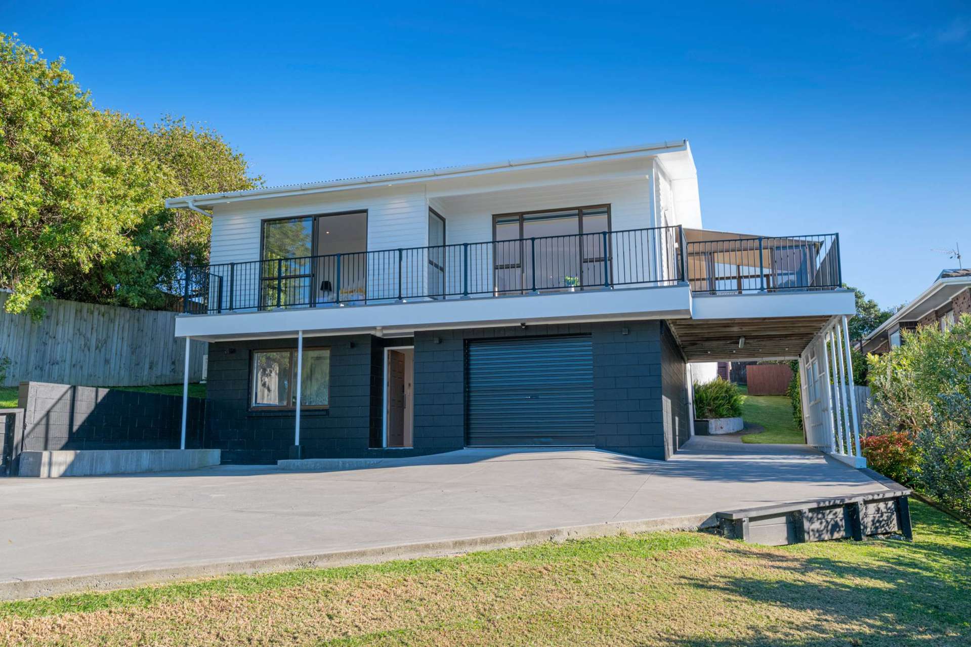 64 Shakespear Road Army Bay_0