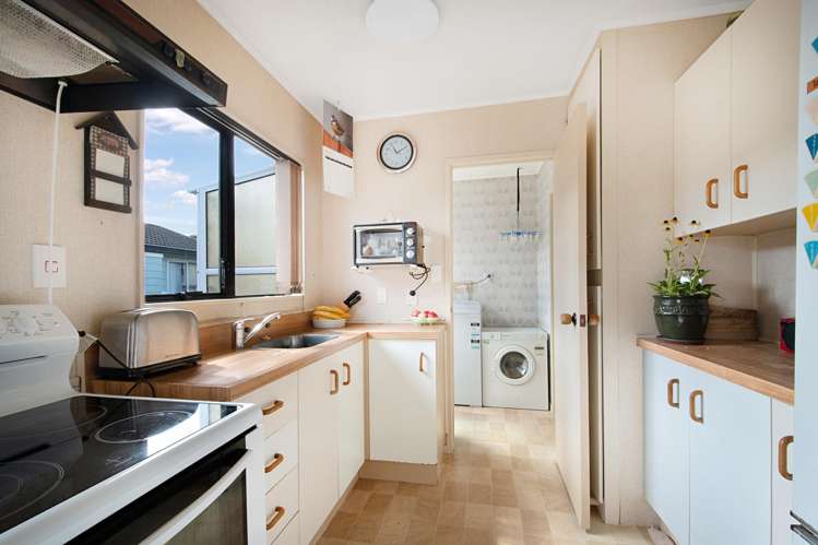 1/215 Waitemata Drive Ranui_5