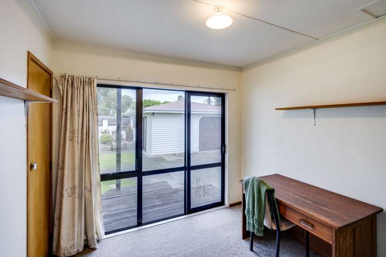 608 Murdoch Road East Akina_8