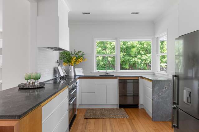 24 Island Road Whataupoko_3