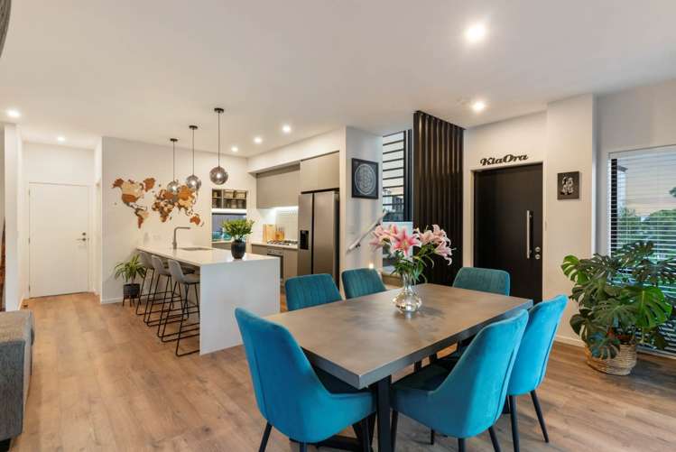 6 Reg Pearce Way Glen Innes_31