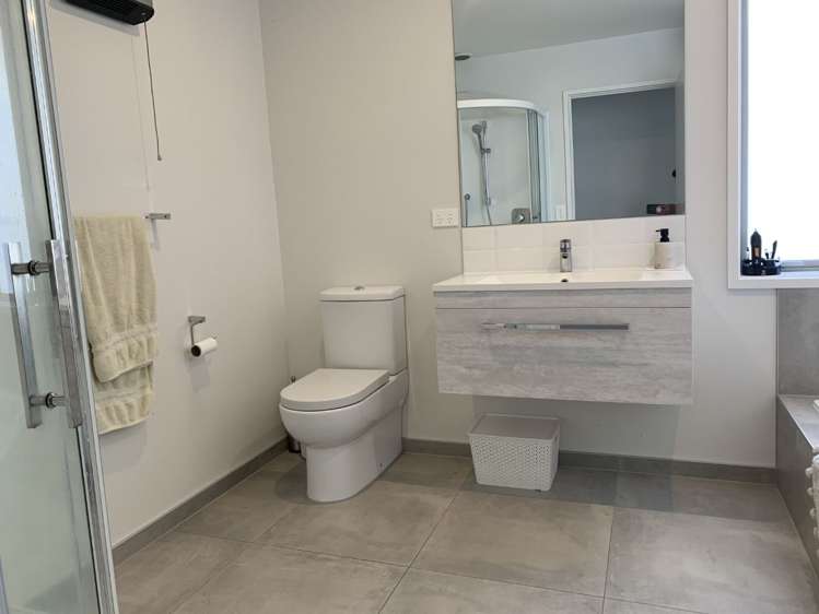 4 Rotomanu Place Pyes Pa_6