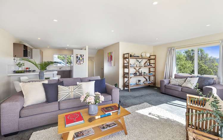 2/143 Cockayne Road Khandallah_3