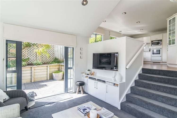 4 Ridley Green Churton Park_6